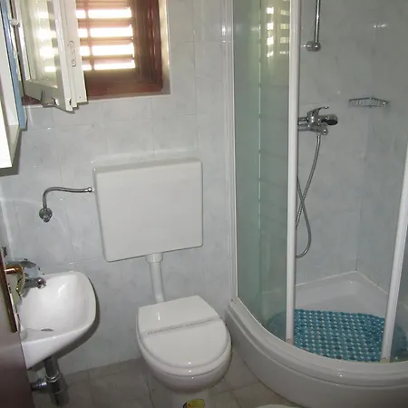 15916c Apartmán Slatine